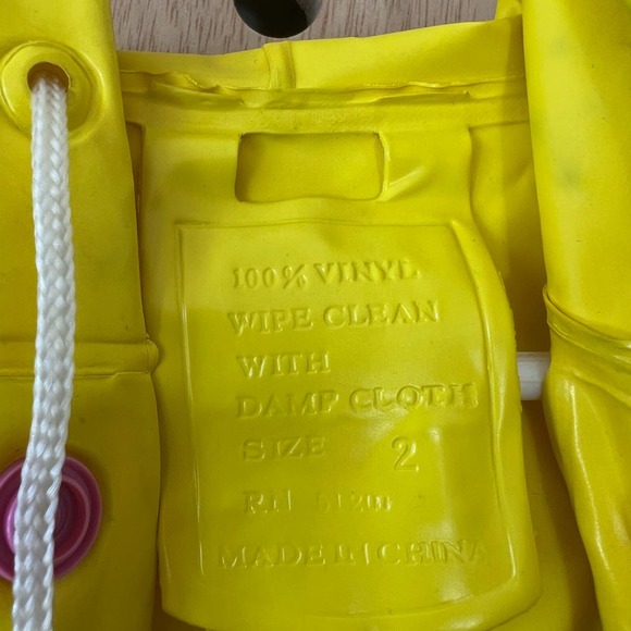 toddler Vintage barney raincoat - Picture 16 of 16